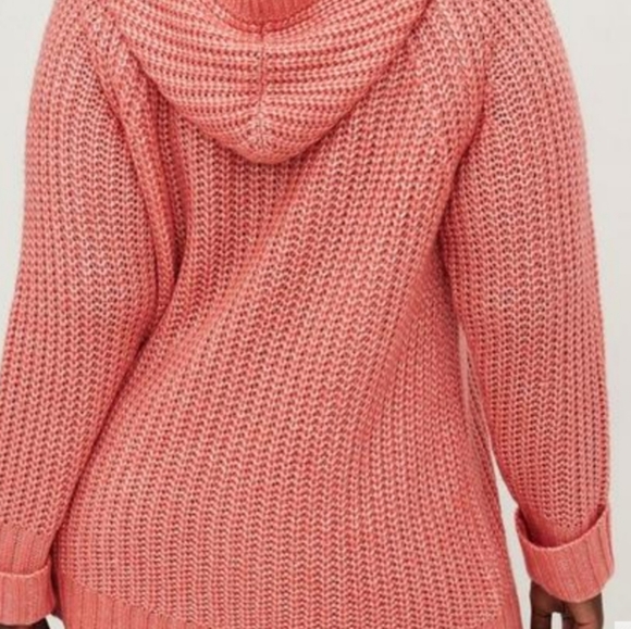 NWT Hooded Raglan Sweater - Picture 2 of 9